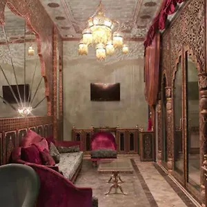 رياض ممتاز محل رياد